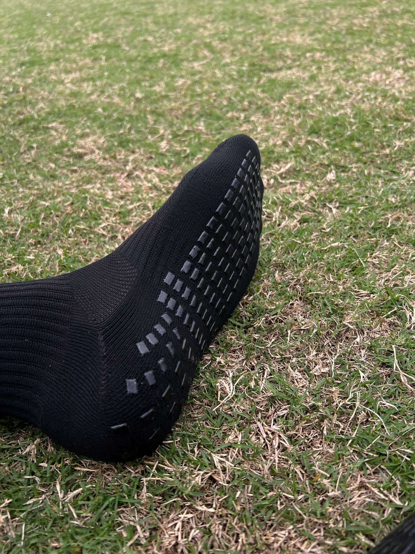 8x Pairs of Plain Grip Socks Black